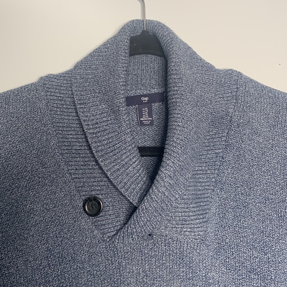 BLUE ‘GAP’ KNITTED SWEATER!!! - Picture 2 of 7